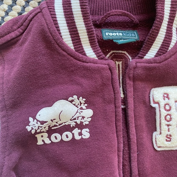 ❌SOLD❌Roots kids zip up jacket 4T - Picture 4 of 4
